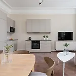 3 Bedroom Apartment With The Balcony - Rejtana 10