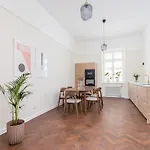 3 Bedroom Apartment - Rejtana 10
