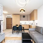 Apollo Apartments Prochowa 6