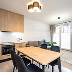 Apollo Apartments Prochowa 6