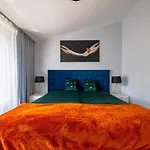 Happy Apartament Halicka