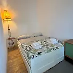 Tenement Apartment 90m2 City Center