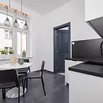 Studio Apartment - Starowislna 69 Street