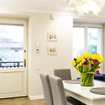 Househost Apartment : Sarego Street