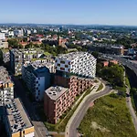 Quantum Premium Apartment & Free Parking!