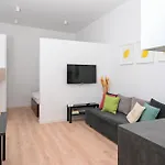Rentplanet - Apartament Swietego Lazarza
