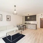 Grzegorzki Apt - Balcony, Ac, Shops&Tram Nearby - By Rentujemy