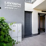 Gusta Cosy Apartment