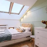 Cozy Loft Under The Wawel Sky