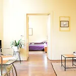 Caffe Latte, City Center Apartment