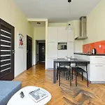 Urban Nest Apartments Dietla 69-8B