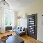 Urban Nest Apartments Dietla 69-8B