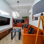 Horizon Apartments - Luxury Studio, Old Town