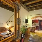 Knights&Lords Apartment, Old Town