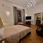Apartment In The City Center!