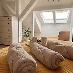 Sunset Apartment Cracow