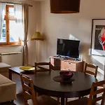 Lounge Apartments