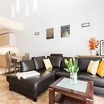 Rentplanet - Angel Plaza