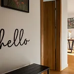 Green Oasis - Free Parking, Big Balcony, Private Park