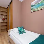 Grzegorzecka Family Apartments With Balcony & Parking Cracow By Noclegi Renters