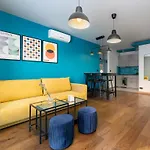 Modern Apartments With Free Parking Spot
