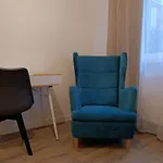 Uroczy Apartament Z Garazem