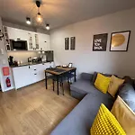 Sunflower Apartment Old Town