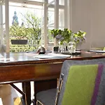 Castle View Boutique Apartment