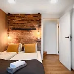 Large 75 M2 Apartment For 6 Guests Next To Wawel Castle