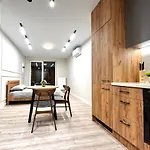 Modern Apartment Downtown