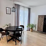 C- Home4U - Apartment With A City View Close To Aquapark, Parking In Secured Area