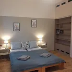 Laykonik Studio City Center