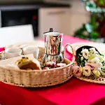 Perugia Moxy Cracow Parking Gratis