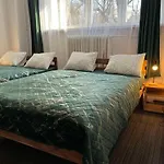 Tom Hostel
