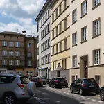 Jasny Klimatyzowany Apartament Na Krakowskim Kazimierzu By Rent Like Home