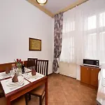Ventus Rosa Apartments