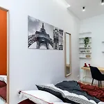 Apartment Near Main Station - Bosacka 8 Street