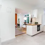 Apartment Near Main Station - Bosacka 8 Street