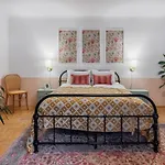 Mikolajska Apartment 2
