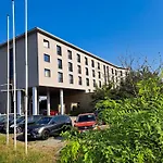 Sympo Apartments