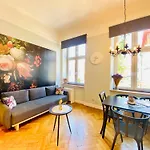 Faust Apartments In The Heart Of Kazimierz By Mint Apartment