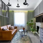 Feminine Studio Fragola Apartments