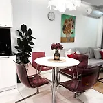 Main Station&Old Town Suites By Inpoint