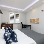 Spacious Apartment For 6 Guests In Krakow With Home Office By Noclegi Renters