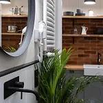 Nobel Apartment - Best Location!
