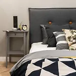 Nobel Apartment - Best Location!