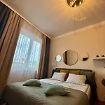 Vintage Krowoderska Apartment
