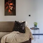 A Charming Loft In The Heart Of Krakow With Free Parking