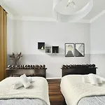 Green Apartments #Nowy Square, Kazimierz District