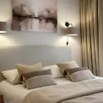 Iron Apartments